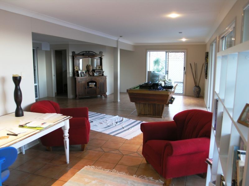 Elanora QLD 4221