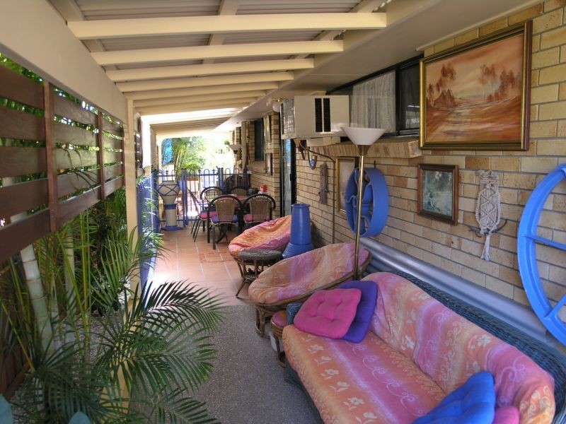 1/35 Twenty Seventh  Ave, Palm Beach QLD 4221