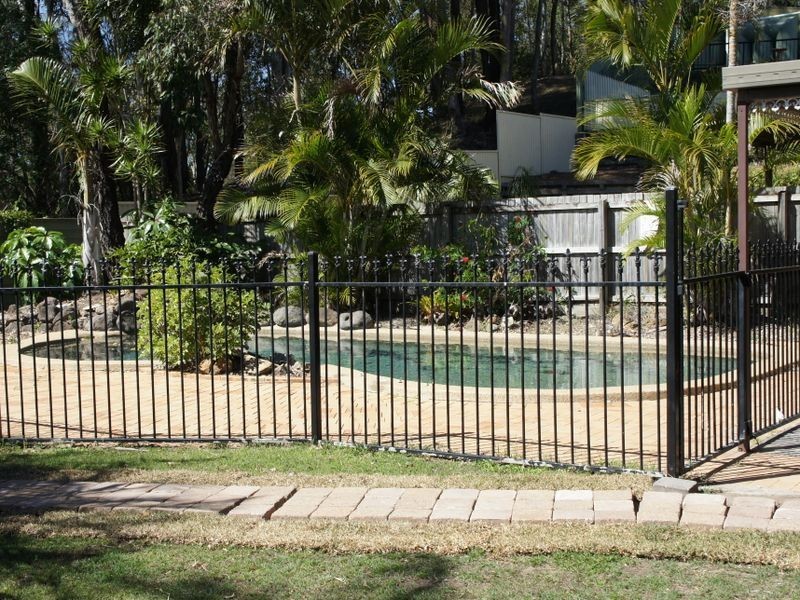 41 Darnel Street, Elanora QLD 4221