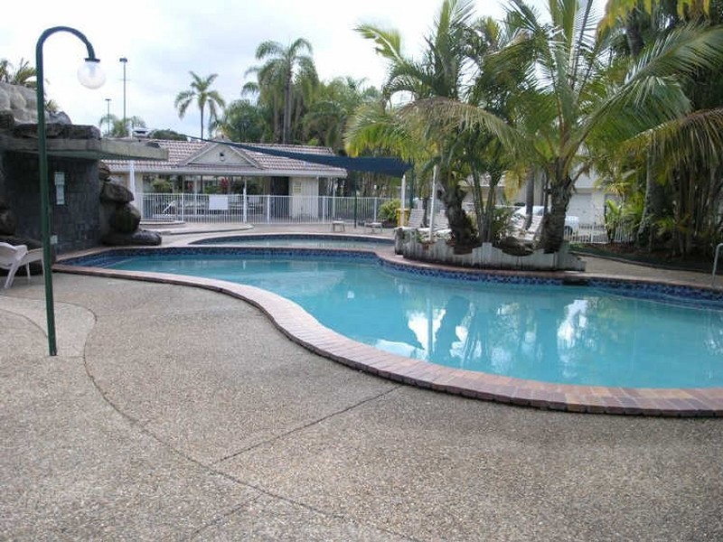 161/2 Coolgardie ST, Elanora QLD 4221