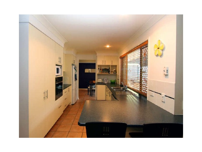 51 Saffron Street, Elanora QLD 4221