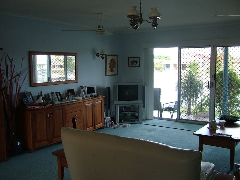 23 Dolphin Court, Palm Beach QLD 4221