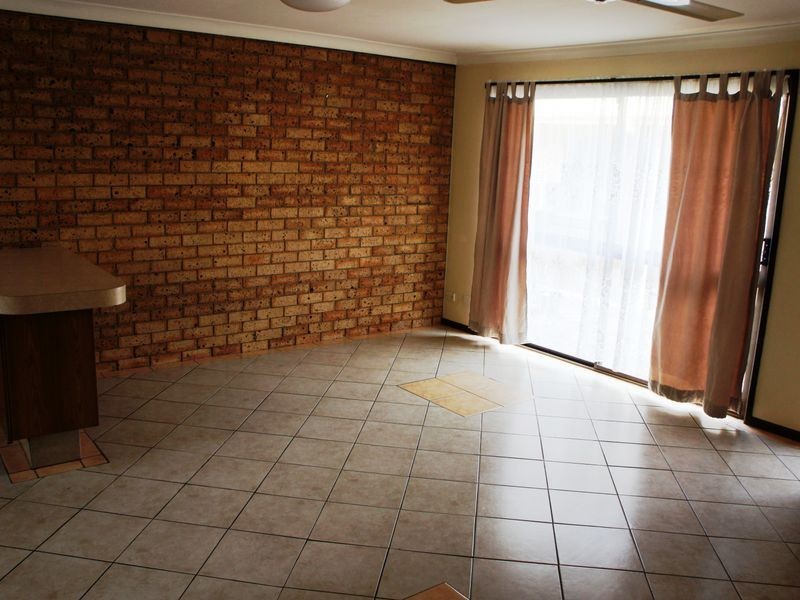 1/15 Third Avenue, Palm Beach QLD 4221