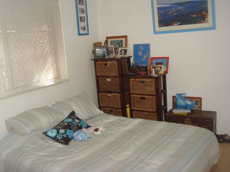 1/10 Tenth Avenue, Palm Beach QLD 4221