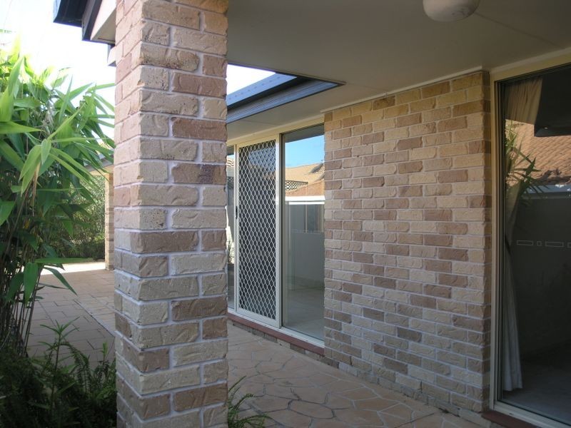 15 Keegan Circuit, Currumbin Waters QLD 4223