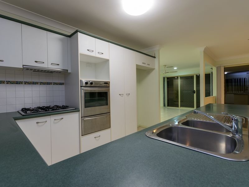 15 Keegan Circuit, Currumbin Waters QLD 4223