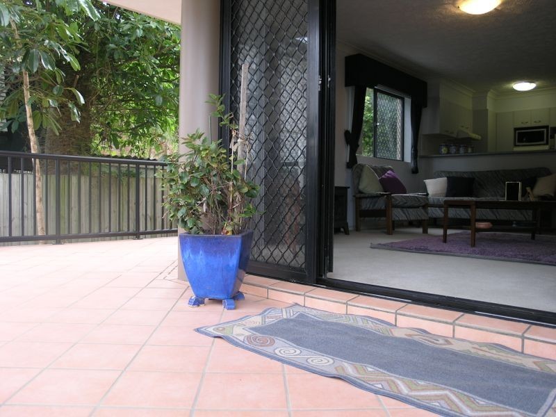 1/1266 Gold Coast Highway, Palm Beach QLD 4221