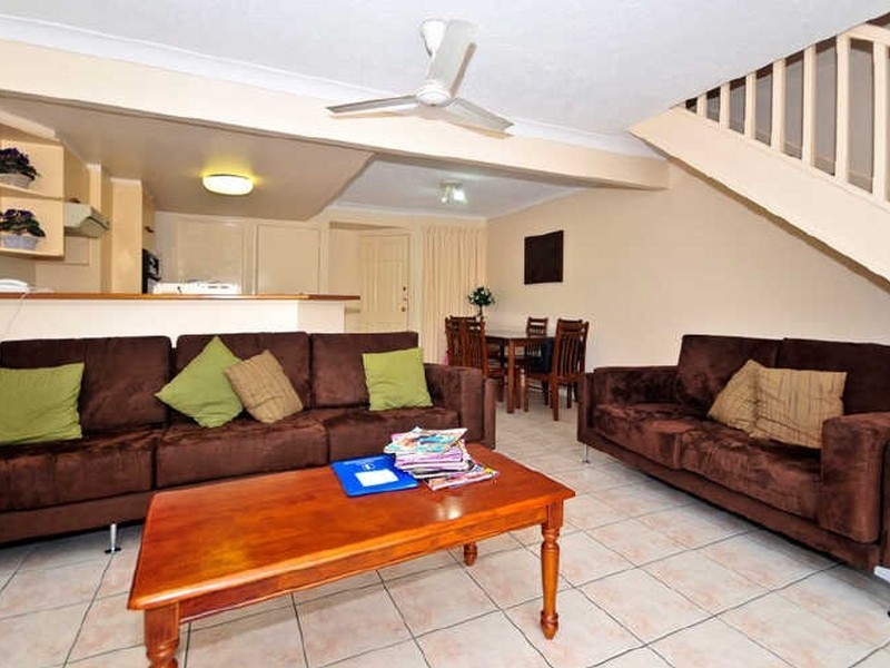 127/2 Coolgardie St, Elanora QLD 4221