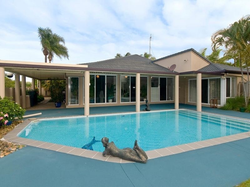 Elanora QLD 4221