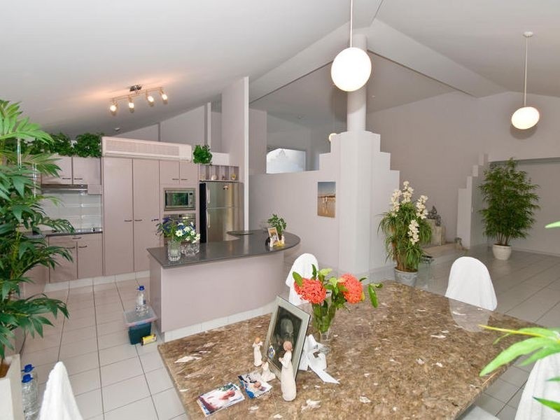 Elanora QLD 4221