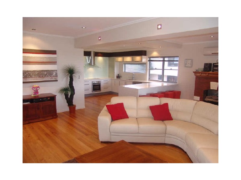 132 Pacific Pde, Bilinga QLD 4225