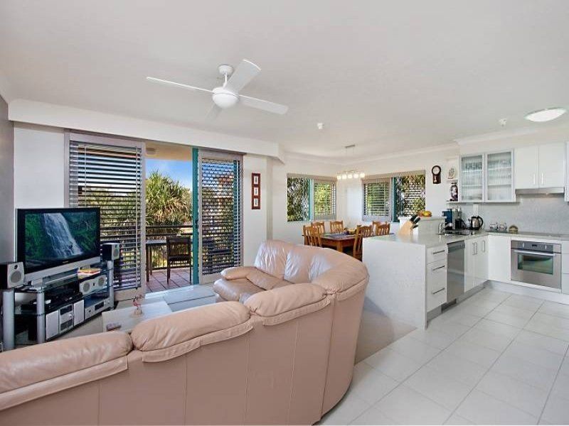 63/955 Gold Coast Highway, Palm Beach QLD 4221