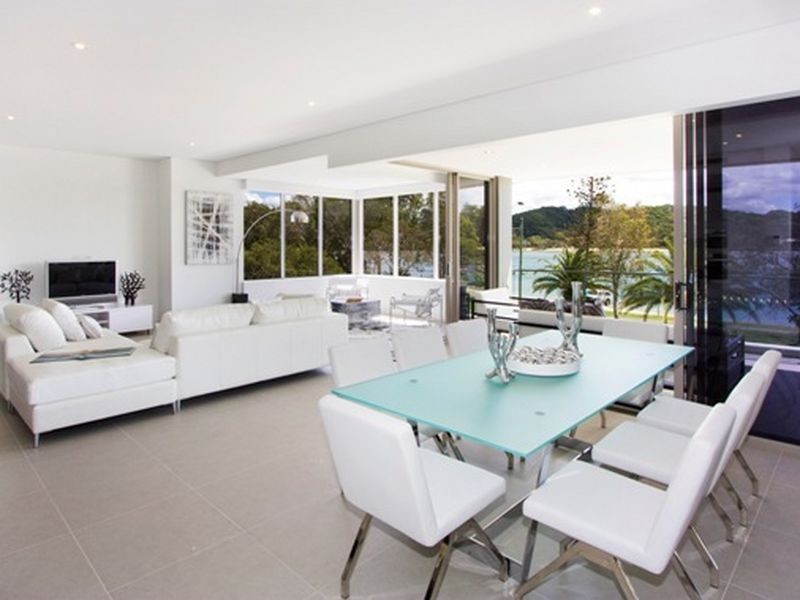 1/8 Murlong Crescent, Palm Beach QLD 4221