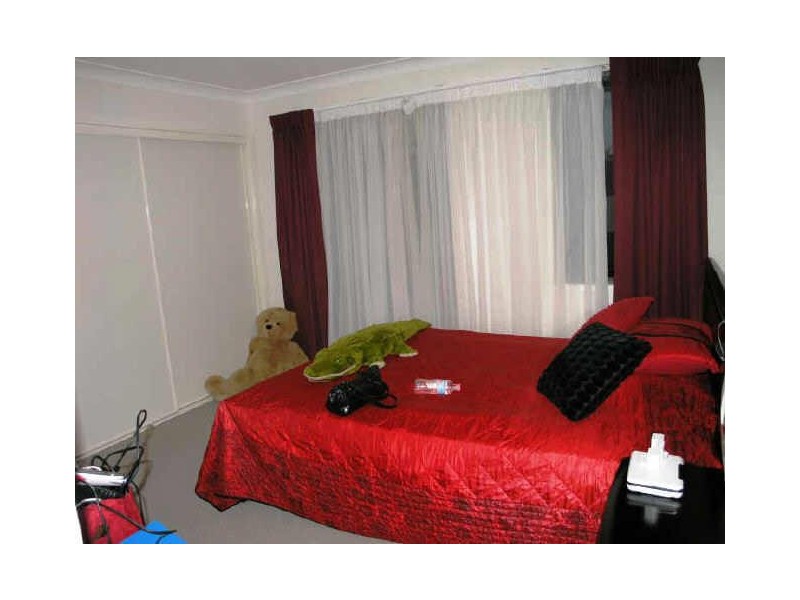 25 Highcrest Cct, Molendinar QLD 4214