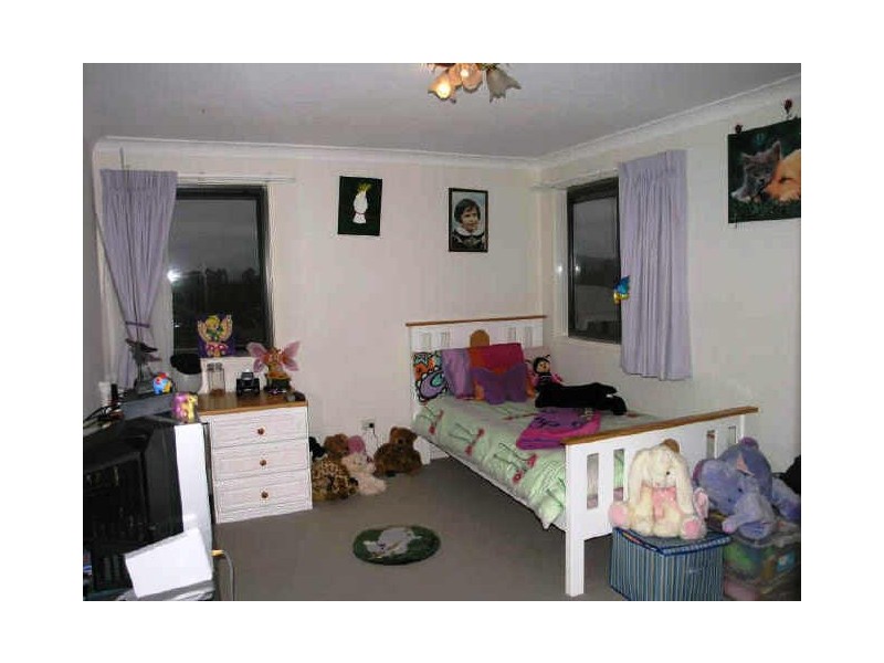 25 Highcrest Cct, Molendinar QLD 4214