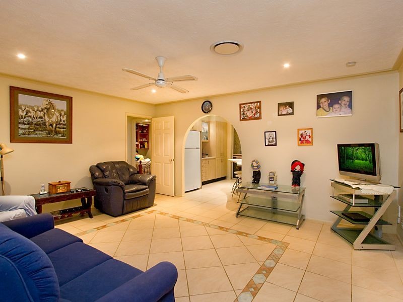 12 Allawah Avenue, Palm Beach QLD 4221