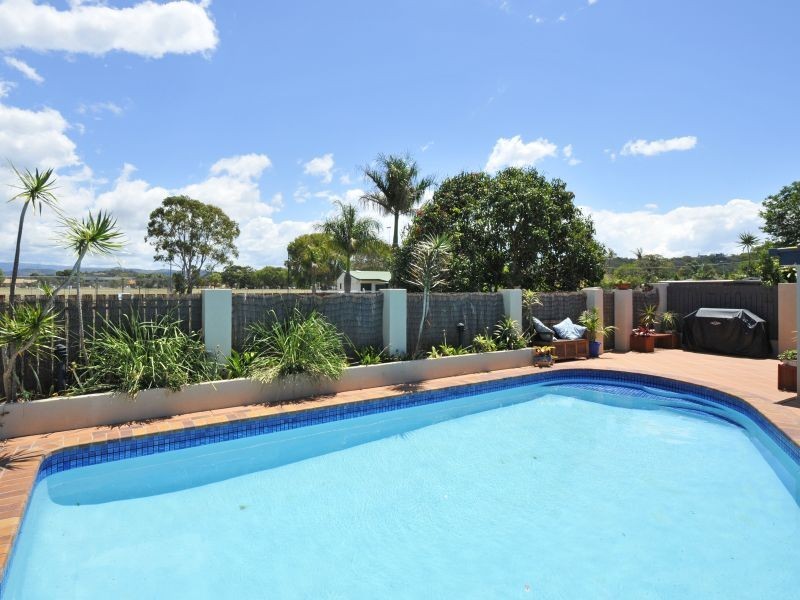 79 Mallawa Drive, Palm Beach QLD 4221