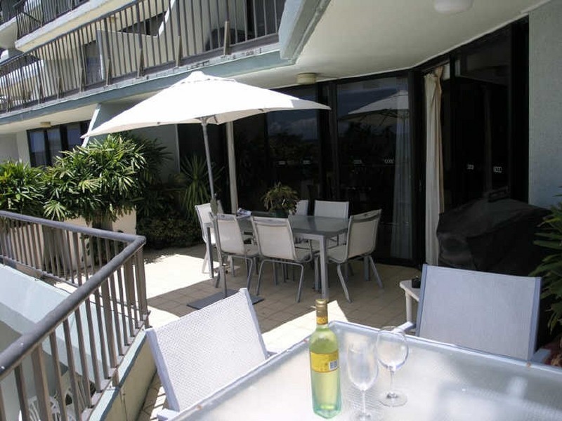 2C/828 Pacific Parade, Currumbin QLD 4223