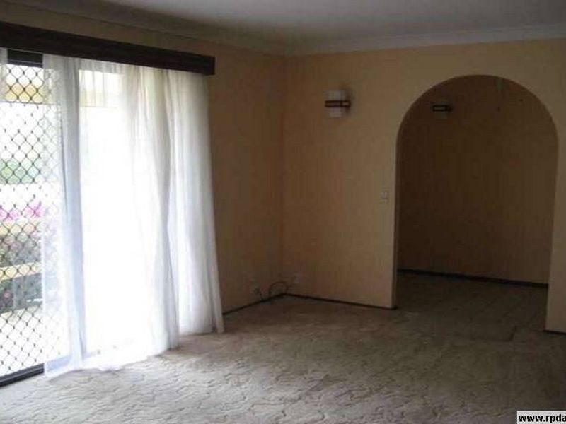 183 Mallawa Drive, Palm Beach QLD 4221