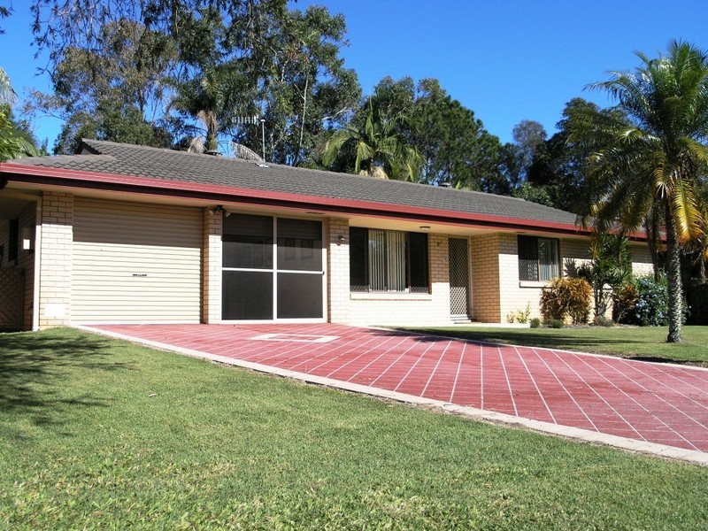 6 Spindle Street, Palm Beach QLD 4221