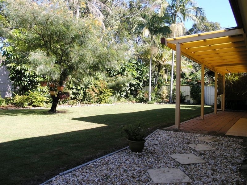 6 Spindle Street, Palm Beach QLD 4221