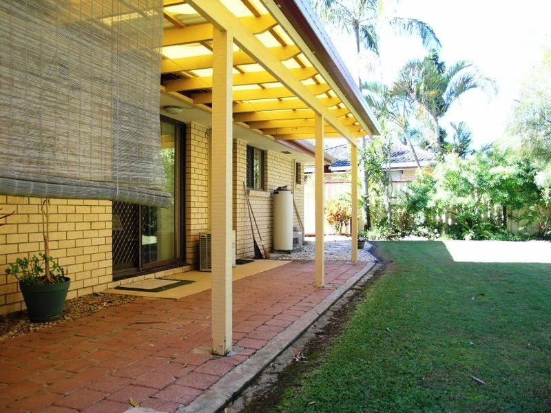 6 Spindle Street, Palm Beach QLD 4221