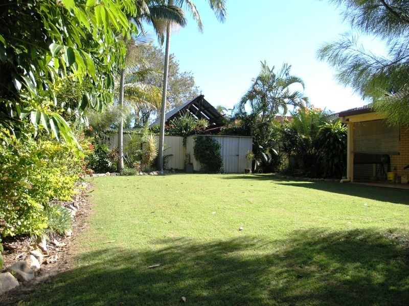 6 Spindle Street, Palm Beach QLD 4221