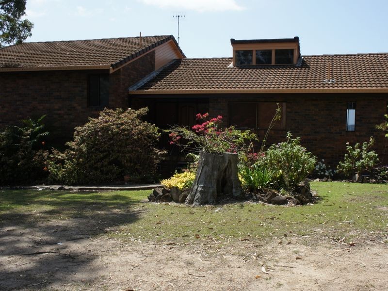 94 Simpsons Rd, Currumbin Waters QLD 4223