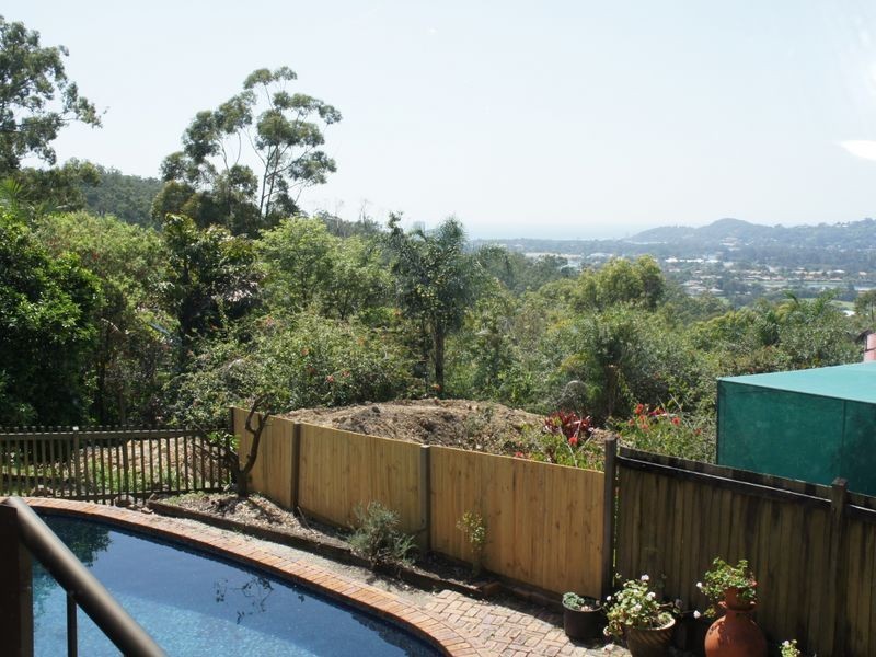 94 Simpsons Rd, Currumbin Waters QLD 4223