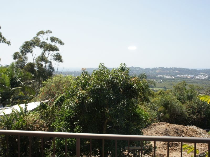94 Simpsons Rd, Currumbin Waters QLD 4223