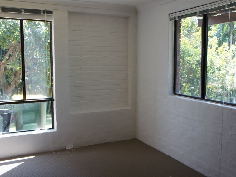 94 Simpsons Rd, Currumbin Waters QLD 4223