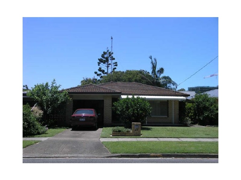 27 Second Avenue, Palm Beach QLD 4221