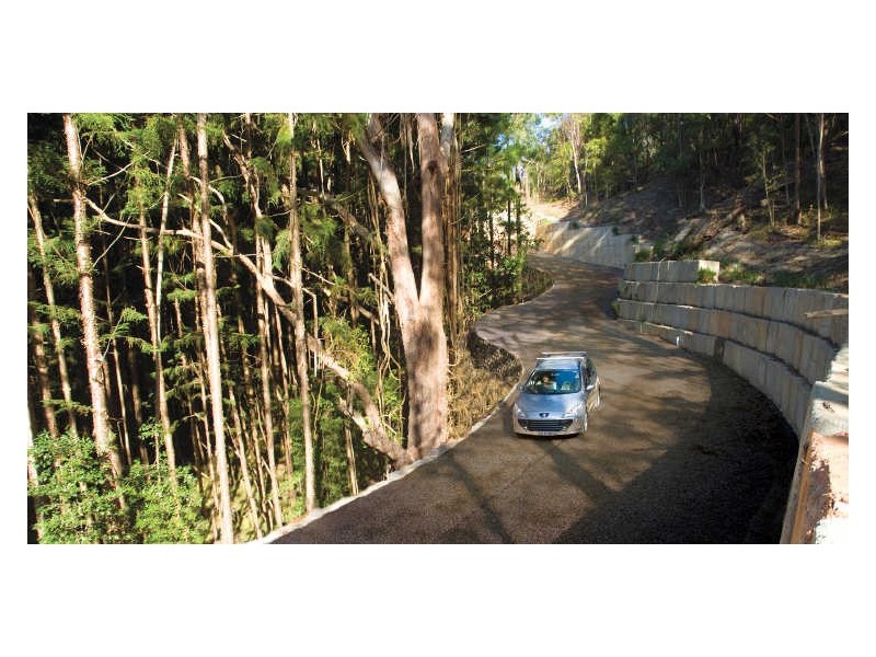 369 Currumbin Creek Road, Currumbin Waters QLD 4223