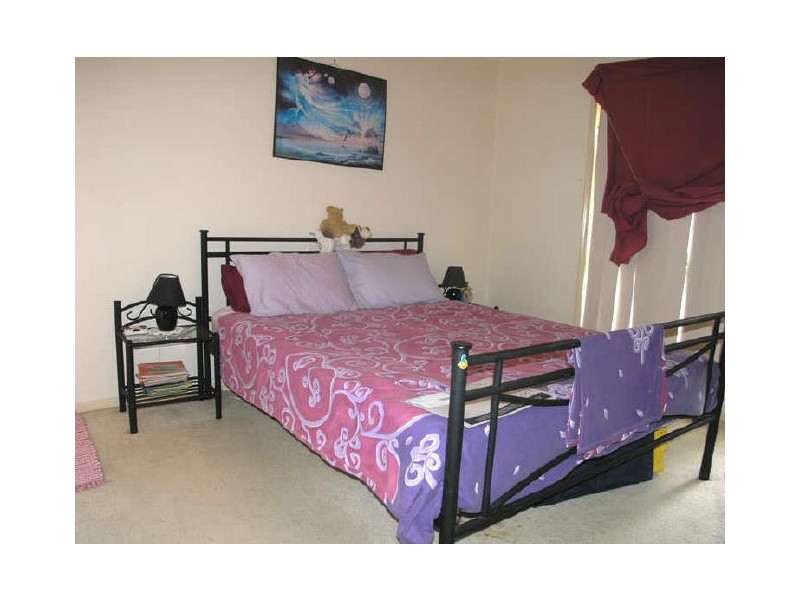 3/8 Ottelia Drive, Elanora QLD 4221