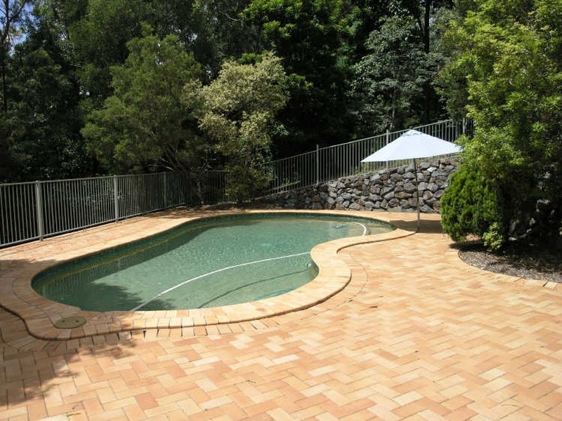24 Evergreen Drive, Elanora QLD 4221