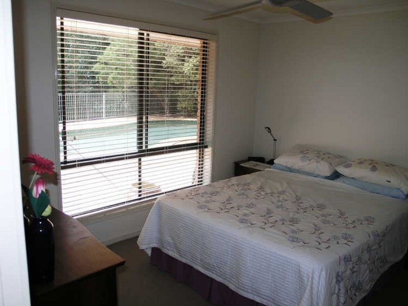 24 Evergreen Drive, Elanora QLD 4221