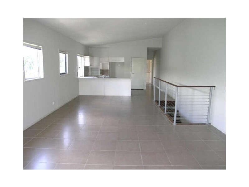 1/91 Laguna Ave, Palm Beach QLD 4221