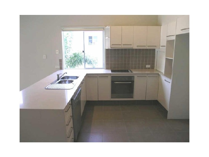 1/91 Laguna Ave, Palm Beach QLD 4221