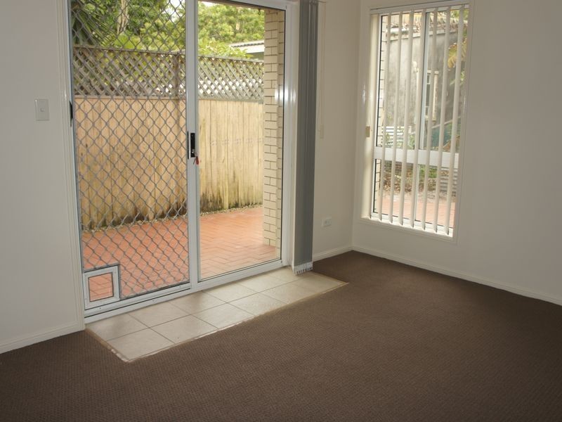 2/14 Twenty Third Ave, Palm Beach QLD 4221