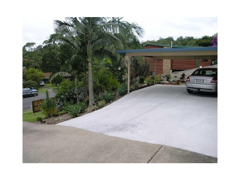 100 Ware Drive, Currumbin Waters QLD 4223