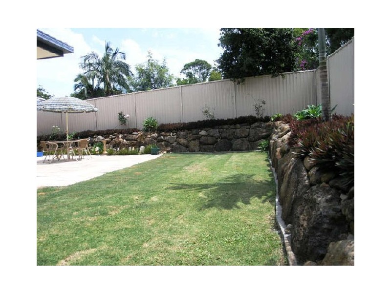 100 Ware Drive, Currumbin Waters QLD 4223