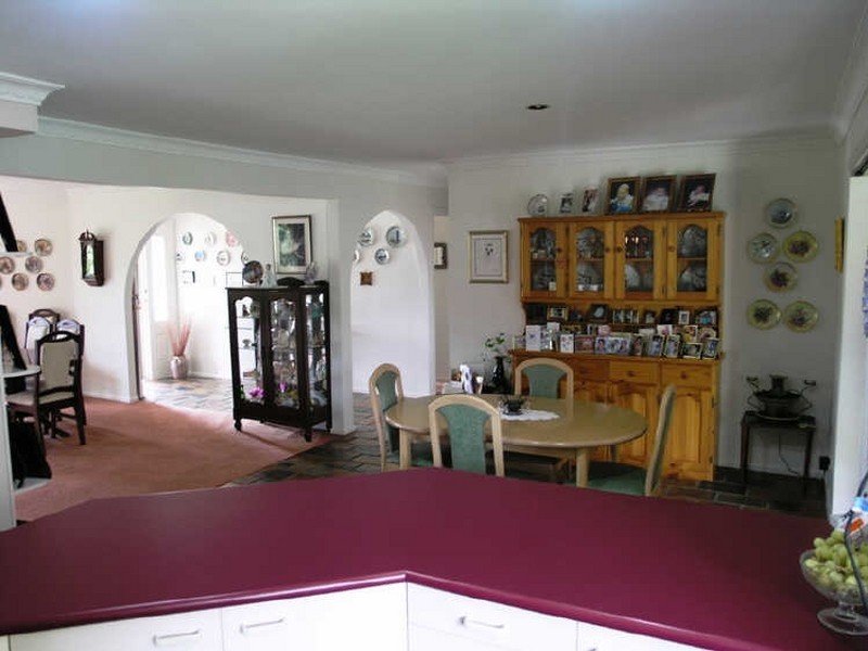 30 Cornwall Drive, Elanora QLD 4221