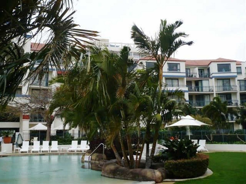 418/99 Griffith Street, Coolangatta QLD 4225