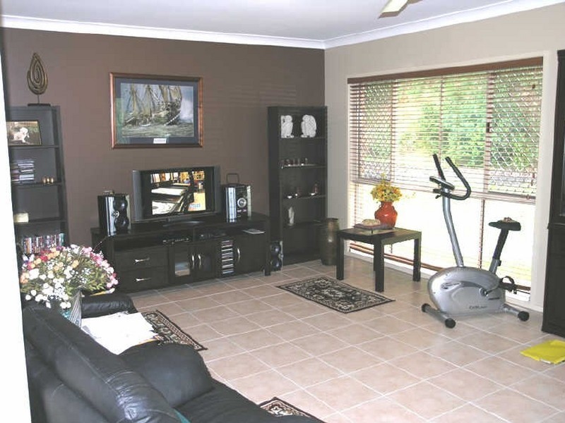 132 Valley Drive, Tallebudgera QLD 4228