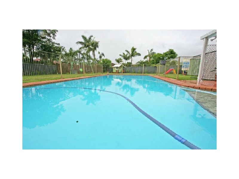 9 Sumach Place, Palm Beach QLD 4221