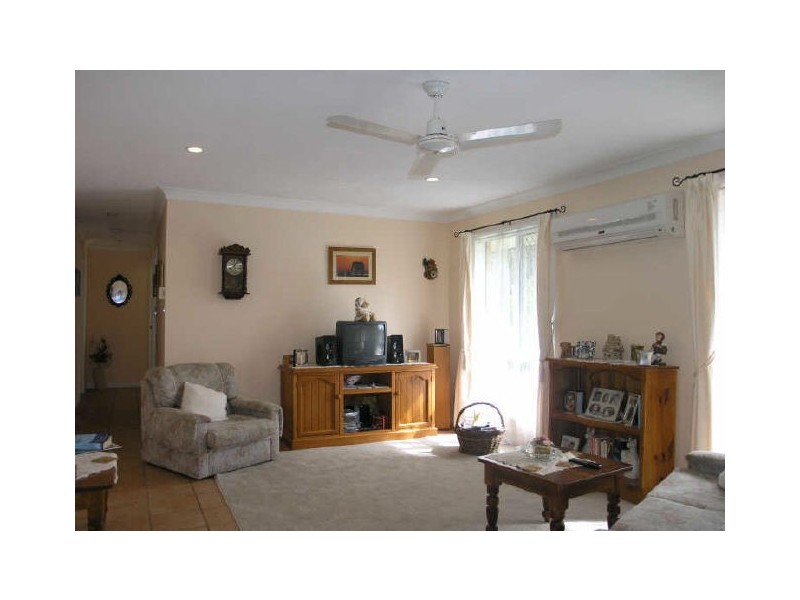 9 Capano Court, Elanora QLD 4221
