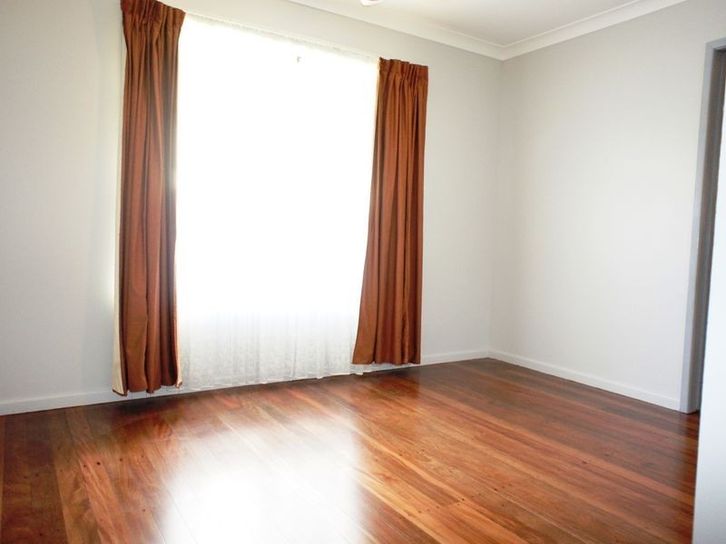 13 Currumbin Creek Road, Currumbin Waters QLD 4223