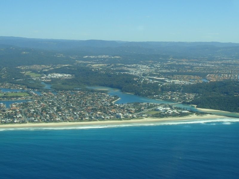 1/17-19 Twenty Fourth Avenue, Palm Beach QLD 4221