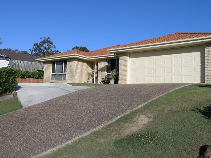 39 Tipuana Drive, Elanora QLD 4221