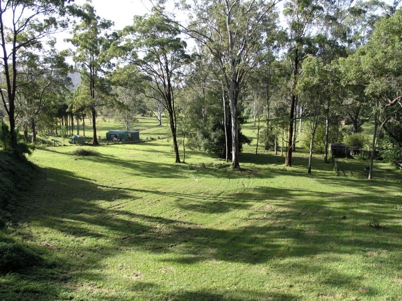 5 Benaroon Court, Tallebudgera QLD 4228